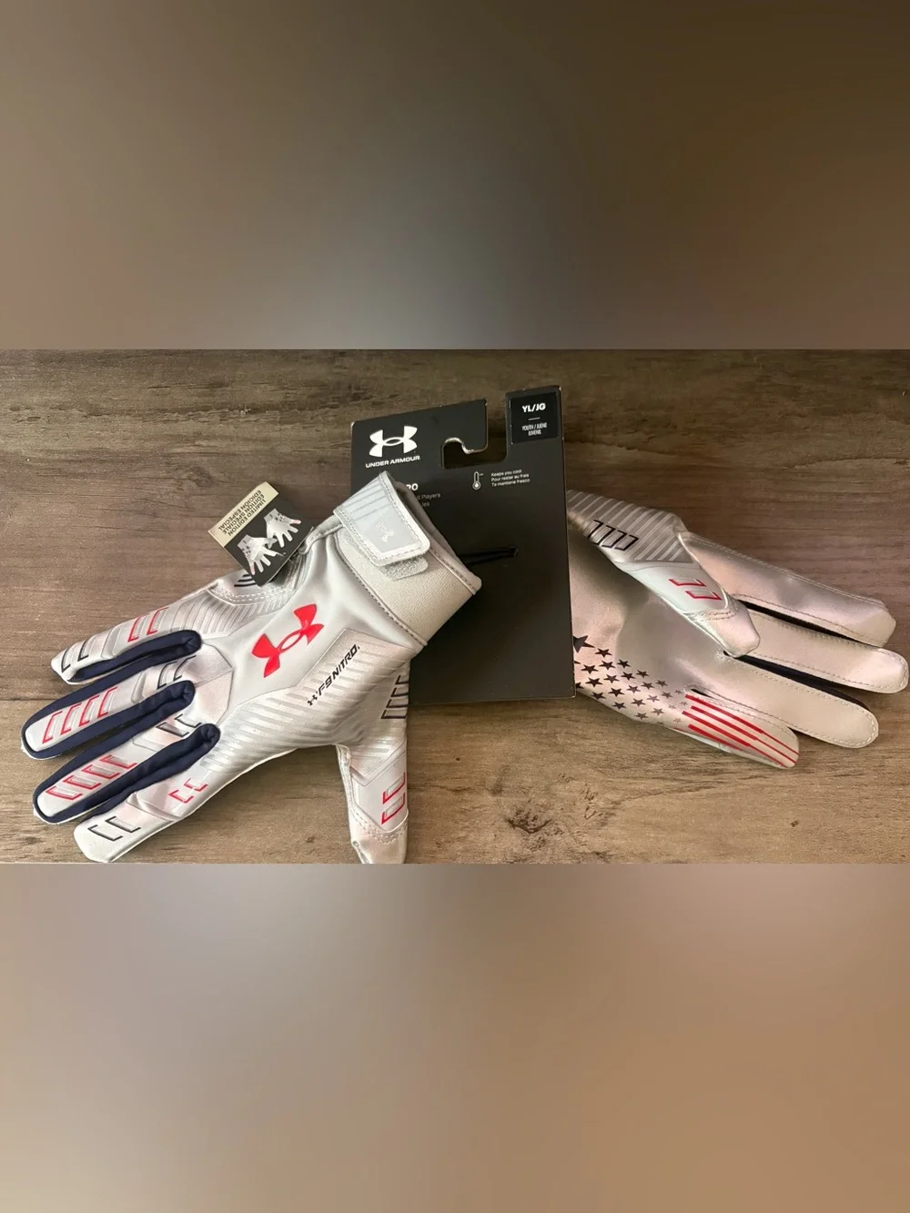Under Armour F9 Nitro Football Gloves Youth Large Usa Silver Red Blue